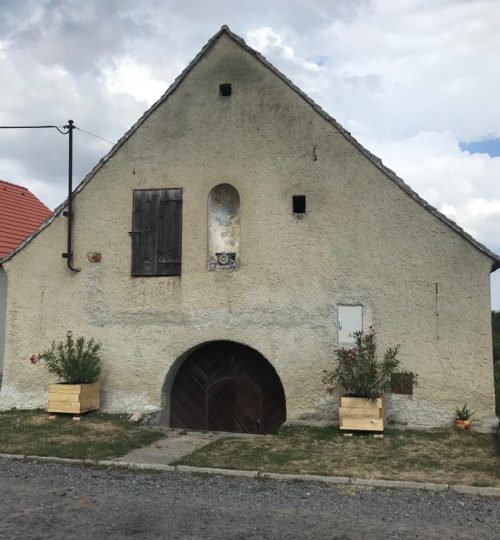 vinné sklípky, penziony, apartmány, vinohrady